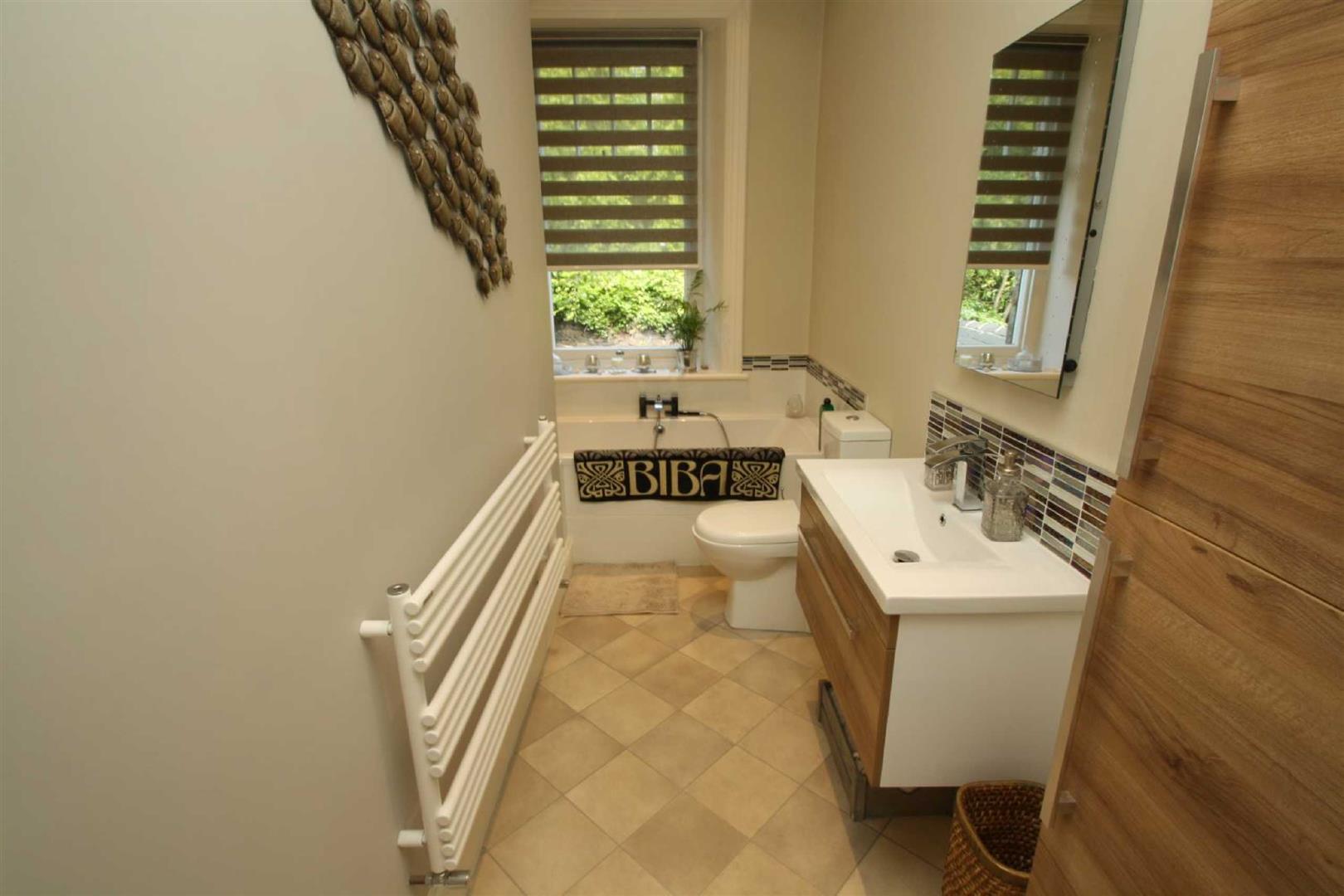 10 Oak Park