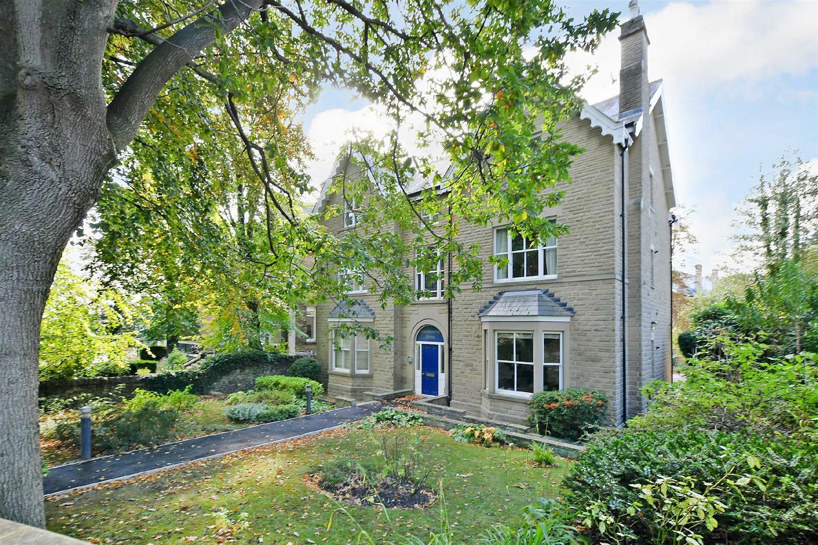 Southbourne Mews, Southbourne Road Botanical Gardens, Sheffield